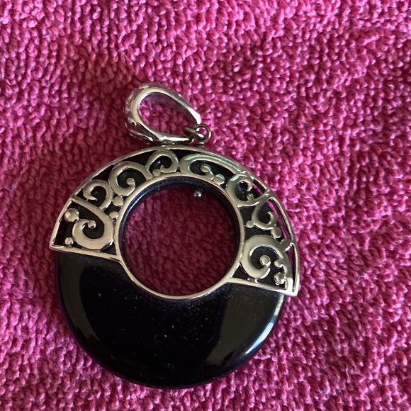 Assorted Pendant Collection - Picture 3 of 9